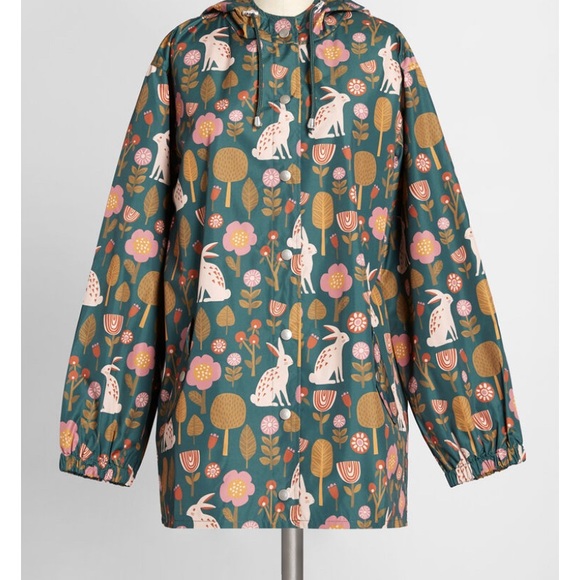 IN SEARCH OF THIS RAINCOAT - Picture 1 of 1